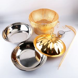 Maravilloso y popular plato para calentar comida de metal dorado para el hogar, hoteles, restaurantes, bodas, fiestas, cumpleaños y celebraciones. - Product Image 4