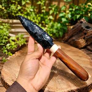 Cuchillo de Obsidiana Negra Tallado a Mano de 10 Pulgadas con Mango de Madera, Imitación Antigua de Escultura en Piedra de Inspiración Americana - Product Image 2