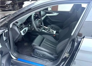 A.u.di A5 Sportback 2023 2.0T Turbo Automatique Quattro AWD Toit ouvrant panoramique Phares à LED Sièges en cuir Berline - Product Image 4