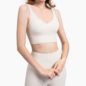 High Performance Activewear Breathable Training Suit With Yoga Pants And Sports Bra For <b>Women</b> - Product Image 6