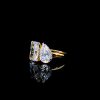 Bague en diamant de laboratoire taille poire émeraude radiante de qualité supérieure, or massif 14 carats, finition polie haute brillance, bijou chef-d'œuvre