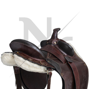 Selle de dressage australienne avancée pour l'équitation, en cuir de vachette premium, avec siège rembourré en bois renforcé et quincaillerie nickelée - Product Image 5