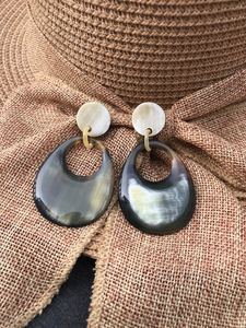 Pendientes de Cuerno Animal Pulido, Hechos a Mano, Diseño Geométrico Boho Chic, Ecológicos - Product Image 2