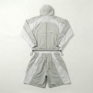 Conjunto de chándal ligero con capucha Survival Pro — Chaqueta cortavientos gris y blanca + pantalones cortos a juego |   Marca Privada OEM/ODM - Product Image 2