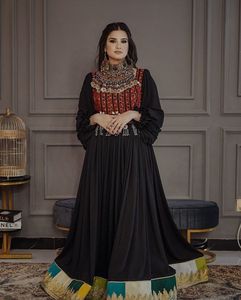 ชุดเดรสอัฟกานิสถานปี 2026 ปักลายสไตล์โบโฮ ยาวคลุมเท้า ไซส์พลัสสำหรับผู้หญิง ชุดกำมะหยี่แบบดั้งเดิมพร้อมแขนพอง ชุดแต่งงาน - Product Image 4