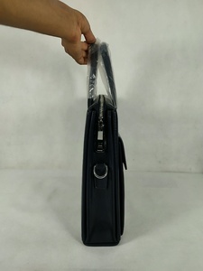 Maletín para Portátil de Negocios de Cuero Sintético PU con Correa de Hombro, Estilo Bolso de Mano, Impermeable y a Prueba de Polvo - Product Image 2