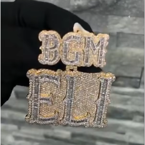 Joyería Hip Hop, Letras 3D Completamente Cubiertas de Diamantes, Colgante Personalizado de Plata de Ley 925 con Moissanita Baguette, Unisex, para Fiestas - Product Image 1