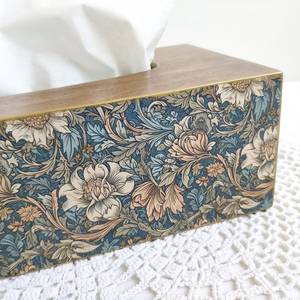 Caja de pañuelos de madera con diseño floral, Almacenamiento de pañuelos, Portapañuelos rectangular hecho a mano, Caja decorativa con recortes para servilletas - Product Image 6