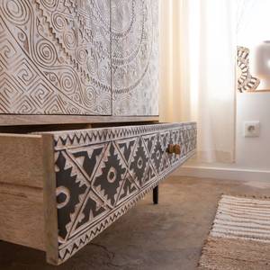 Gabinete de madera de mango tallada Vandana Vista Lyra - Product Image 3