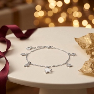 Bracelet chaîne à breloques étoiles à 4 couches plaqué rhodium avec strass en cristal, certifié sécurité européen, cadeau de bijoux mignon pour femme - Product Image 4