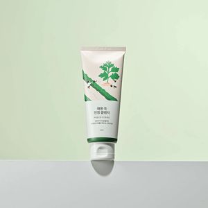 ROUND LAB Mugwort Calming <b>Cleanser</b> 150ml Korean Skin Care <b>Facial</b> <b>Cleanser</b> Low pH Deep Cleansing - Product Image 6
