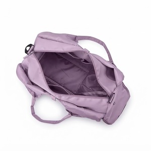 Bolsa de Deporte Unisex Lila de Poliéster, de Alta Calidad, para Gimnasio, Viajes y Deportes, con Cierre de Cremallera, Barra de Arrastre y Personalizable - Product Image 2