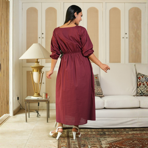 Elegante Vestido Midi Bordado Color Granate para Mujer - Product Image 3
