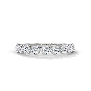 Elegante Anillo de Eternidad de Plata de Ley con Diamantes Creados en Laboratorio con Corte Esmeralda para Bodas y Aniversarios - Product Image 1