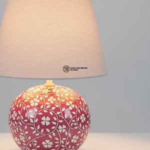 Lampe de table de luxe en os incrusté rose avec abat-jour beige |   Éclairage de chevet floral artisanal - Product Image 4