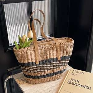 Nuevo Bolso de Hombro Retro de Moda para Mujer con Estampados de Animales Tejidos a Crochet, con Cierre de Cremallera y Broche, China - Product Image 1