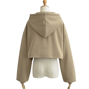 Sweat-shirt à capuche court noir pour femme, manches longues, couleur unie, décontracté, pour l'automne, 100 % coton tricoté, respirant, sans doublure - Product Image 6
