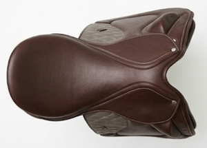 Selle de dressage et d'endurance pour chevaux de course anglaise, qualité supérieure, personnalisable, en cuir véritable avec arceau en bois/plastique - Product Image 4
