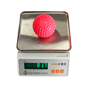 Balle de cricket rose mate de 9 pouces pour l'entraînement féminin, balles de machine à lancer de cricket, balle de cricket en EVA rouge à fossettes - Product Image 5