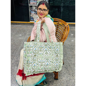 Bolso tote acolchado de algodón con volantes, hecho a mano en India, elegante bolso de compras para mujer, bolso tote personalizado, regalo para mamá - Product Image 2