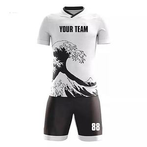 Parches personalizados, uniforme de fútbol de secado rápido, camisetas de fútbol de sublimación completa, conjunto de ropa de fútbol para adultos, servicio OEM para tallas grandes - Product Image 1