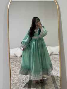 Vestido Afgano Kuchi Moderno y de Moda, Hecho a Mano, con Encaje Vintage, Volantes y Bordados, con Dupatta, Conjunto de Vestidos Tradicionales Pakistaníes para Bodas - Product Image 2