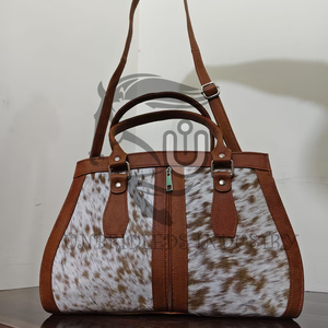 Sac à main artisanal en cuir de vachette brun et blanc avec bandoulière en cuir véritable - Product Image 6