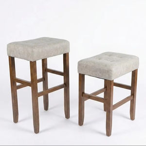 Ensemble de 2 tabourets de bar et de comptoir en cuir PU, ensemble de tabourets capitonnés en cuir PU, ensemble de tabourets rembourrés en PU avec structure en bois massif, hauteur bar et comptoir - Product Image 1