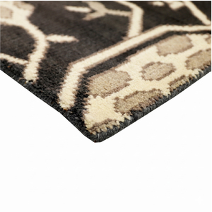 Alfombra Decorativa Personalizada DECORDEC de Lana Negra y Marfil Ecológica con Motivos Botánicos de Árboles y Capullos de Semillas para Sala de Estar de Hotel o Villa - Product Image 6