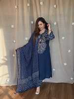 Ensemble Kurti Pantalon et Dupatta à imprimé Bandhani violet, vêtements ethniques pour femmes indiennes et pakistanaises, tenue décontractée pour les festivals