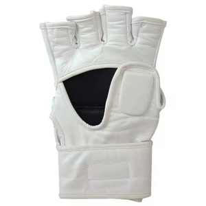 Guantes de MMA de Cuero de la Más Alta Calidad con Cierre de Cordones que Absorbe la Humedad, Colores, Logotipo y Tallas Personalizables para Boxeo y MMA - Product Image 3