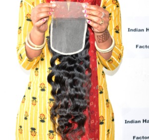 Cabello Humano al Por Mayor a Precio de Fábrica, Cierre Ondulado con Cutícula Alineada, Cabello Virgen Vietnamita sin Procesamiento Químico, Extensión Natural - Product Image 1