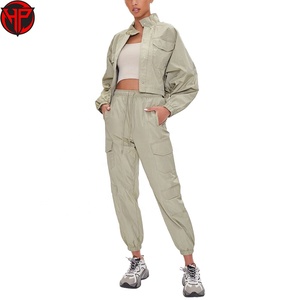 Survêtement décontracté pour femmes, 2 pièces, haut zippé et pantalon à taille élastique, coupe-vent pour femmes - Product Image 1