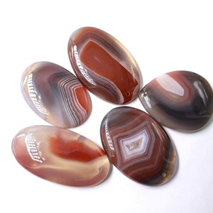 Piedra Preciosa de Ágata de Cuarzo Natural de Rajasthan, Forma Mixta, Efecto de Color Pulido, Hecha a Mano para la Elaboración de Joyas - Product Image 2