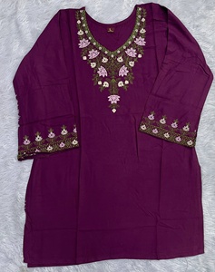Kurti et pantalon pour femmes de qualité excellente, pour usage quotidien et festif, provenant d'un fournisseur et exportateur indien au prix de gros. - Product Image 2