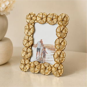 Cadre photo en métal doré à motif floral de luxe, vente en gros, cadre photo de table pour décoration moderne et cadeaux de mariage - Product Image 1