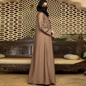 Abaya longue brodée florale à manches longues, robe musulmane modeste pour femme, style Moyen-Orient, en polyester, coupe ample, pour usage quotidien - Product Image 4