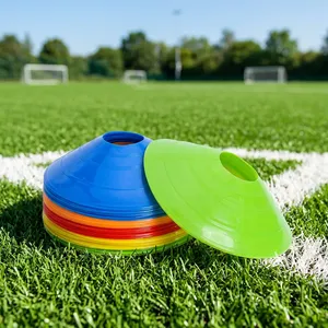 Cono de entrenamiento deportivo multicolor, mini cono tipo platillo para ejercicios de agilidad en fútbol, práctica de fitness y entrenamiento en campo. - Product Image 1