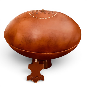 Geoffrey Brown Ballon de rugby 4 panneaux, style années 1900, en cuir patiné antique et bois restauré, vieilli, ciré, durable, léger, toutes saisons, portable - Product Image 3