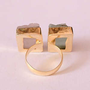 Anillo de Cóctel Geométrico Chapado en Oro con Piedra Natural en Bisel, Estilo Bohemia Unisex para Uso Diario - Product Image 2