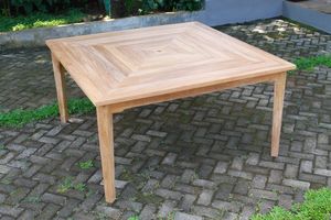 Mesa de Comedor Berkshire Square 150x150 de Madera de Teca Sólida, No Plegable, Acabado Bien Lijado, para Uso en Exteriores - Product Image 4