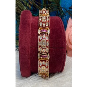 Bracelet en or plaqué or véritable de qualité supérieure, orné de pierres Kundan, pour filles, bracelet tendance pour les soirées, pour femmes. - Product Image 2
