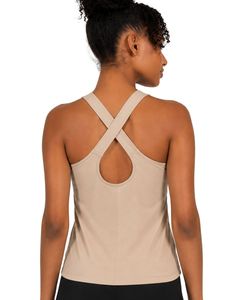 Conjunto Deportivo Personalizado para Mujer, Top de Yoga Beige con Shorts Negros Estilo Biker, Corte Ajustado, Ropa Deportiva para Gimnasio, Fitness y Entrenamiento - Product Image 2
