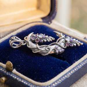 Pendentif Lune Vintage en Argent 925 Doré avec Améthyste, Motif Floral Glycine, Sertissage Clos, Charme pour Fiançailles, Bijou Unisexe pour Usage Quotidien - Product Image 3