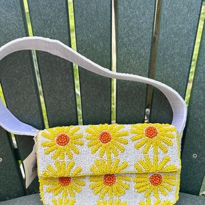 Sac à bandoulière en toile jaune et blanc avec motif floral et perles de verre, sacoche à rabat pour femme, style jardin botanique - Product Image 3