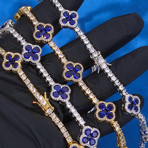 สร้อยข้อมือเทนนิสทรงโคลเวอร์ประดับมอสซาไนต์สีน้ำเงินหรูหรา ชุบทอง ประดับเพชรระยิบระยับ สร้อยข้อมือแบบเชื่อมต่อ ดีไซน์สวยสง่า เหมาะเป็นของขวัญ - Product Image 2