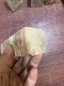 คริสตัลหินอาเกตธรรมชาติทรงหอคอย 25×25×95 มม. หินอัญมณีขัดเงา ทรงโอเบลิสก์ หินบำบัดเพื่อการตกแต่ง - Product Image 5