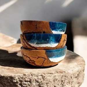 Tazón de Resina y Madera Hecho a Mano, Diseño Personalizado de Lujo, Patrón de Olas Azules del Océano, Plato Decorativo para el Hogar, Tazón de Arte en Resina Epoxi UO - Product Image 4