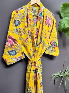 Bata Kimono de Algodón 100% Tejido Transpirable con Estampado de Dibujos Animados para Mujer, Camisón de Verano Hecho a Mano ODM con Cuello en V y Cintura Elástica, Largo Completo/Hasta la Rodilla - Product Image 2