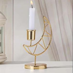 Porte-bougie moderne en métal doré, centre de table minimaliste, décoration décorative pour la maison, support à bougie - Product Image 4